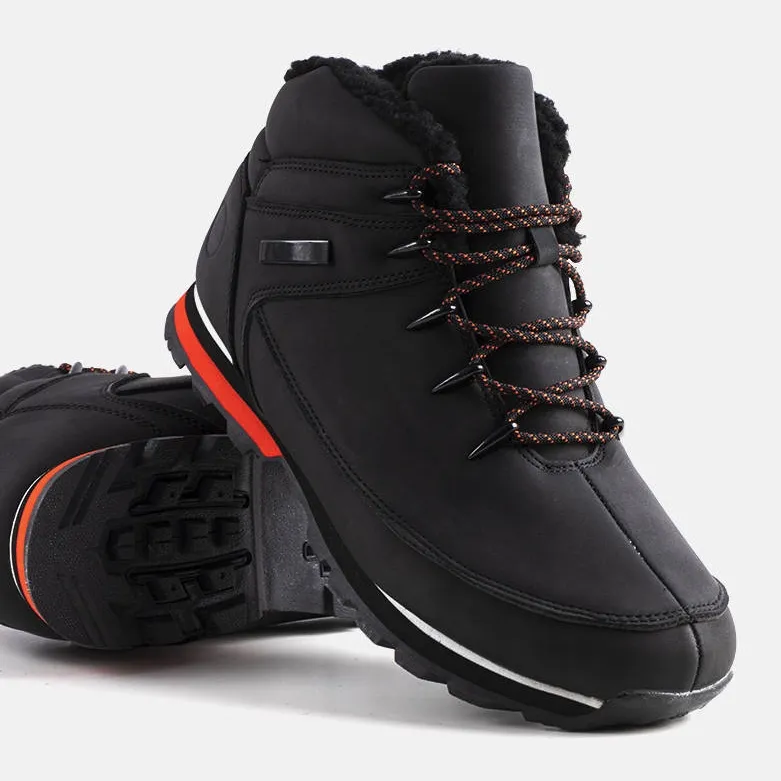 Black insulated boots from Jemma