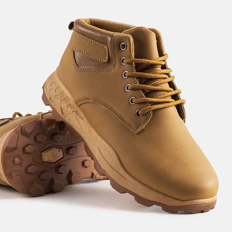 Brown insulated boots from Tristen