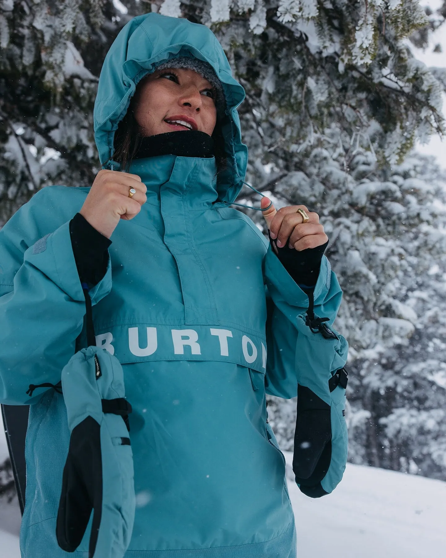 Burton Women's Frostner 2L Anorak Snow Jacket - Rock Lichen/Stout White | Shop Coats & Jackets at Trojan Wake Ski Snow &