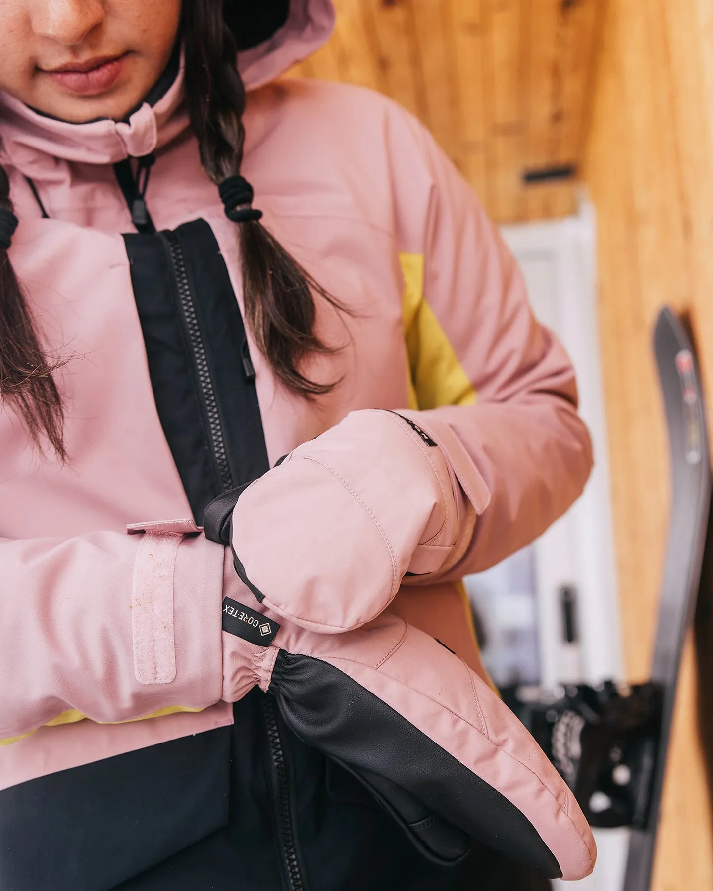 Burton Women's Prowess 2.0 2L Snow Jacket - Powder Blush/Sulfur/True Black | Shop Coats & Jackets at Trojan Wake Ski Sno