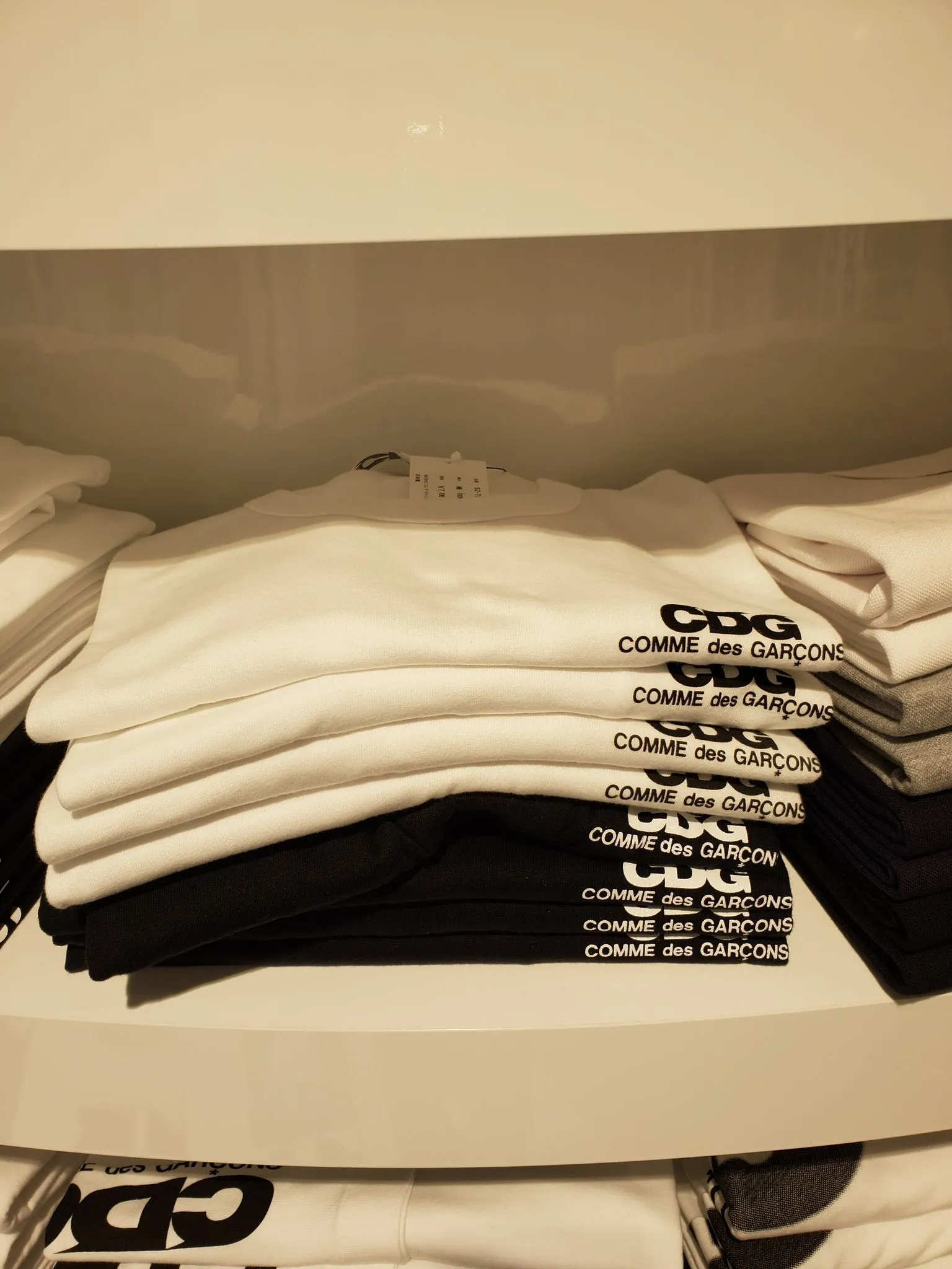 COMME des GARCONS  |Designers T-Shirts