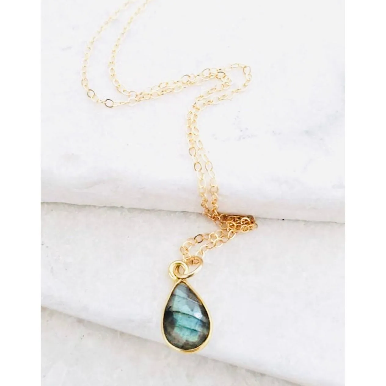 Grace Labradorite Drop Bezel Pendant