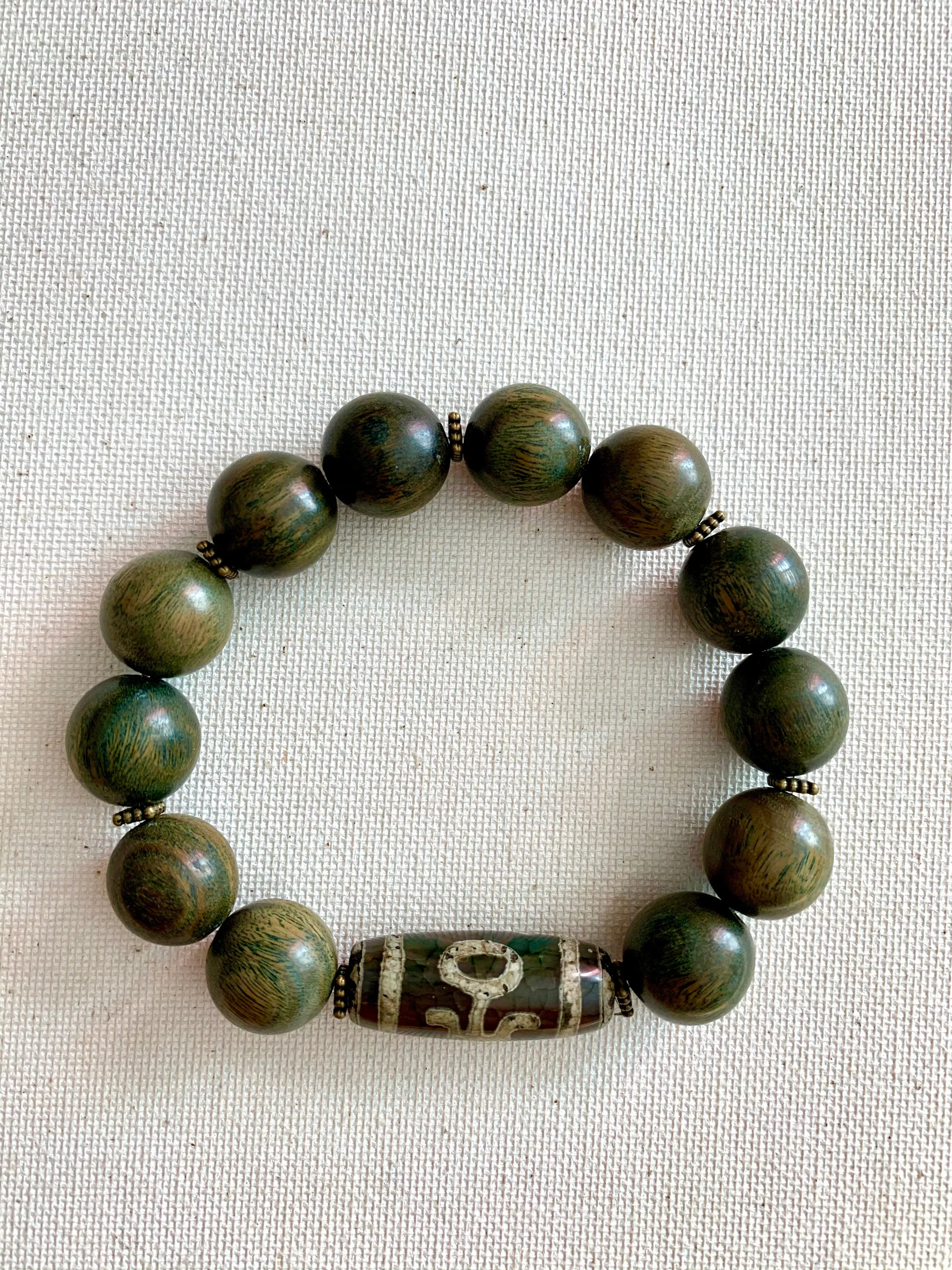 Men’s Tibetan Quartz Stone and Wood Bracelet