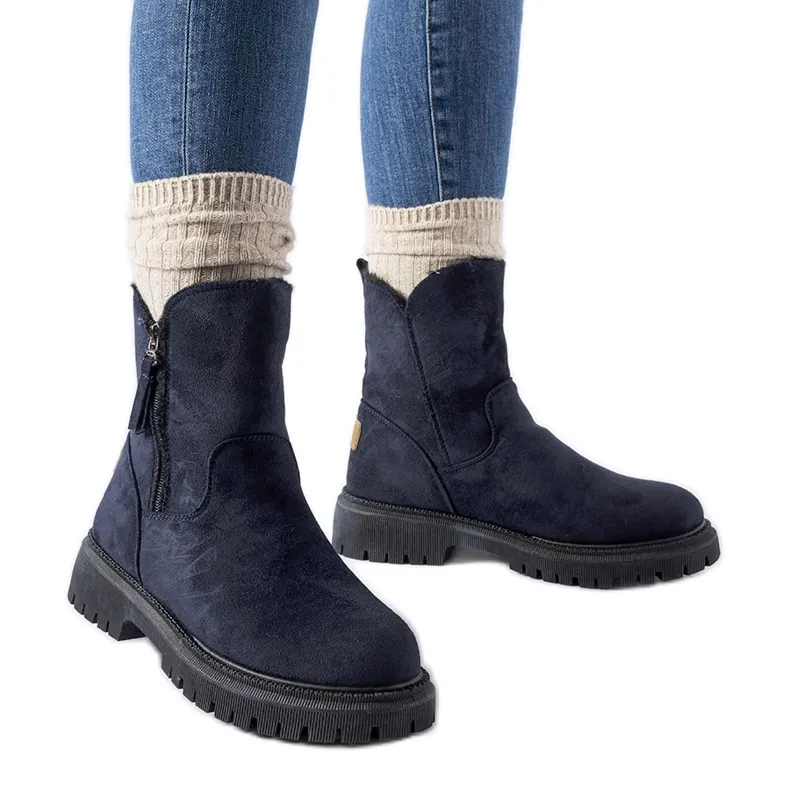 Navy blue insulated boots by Prospect