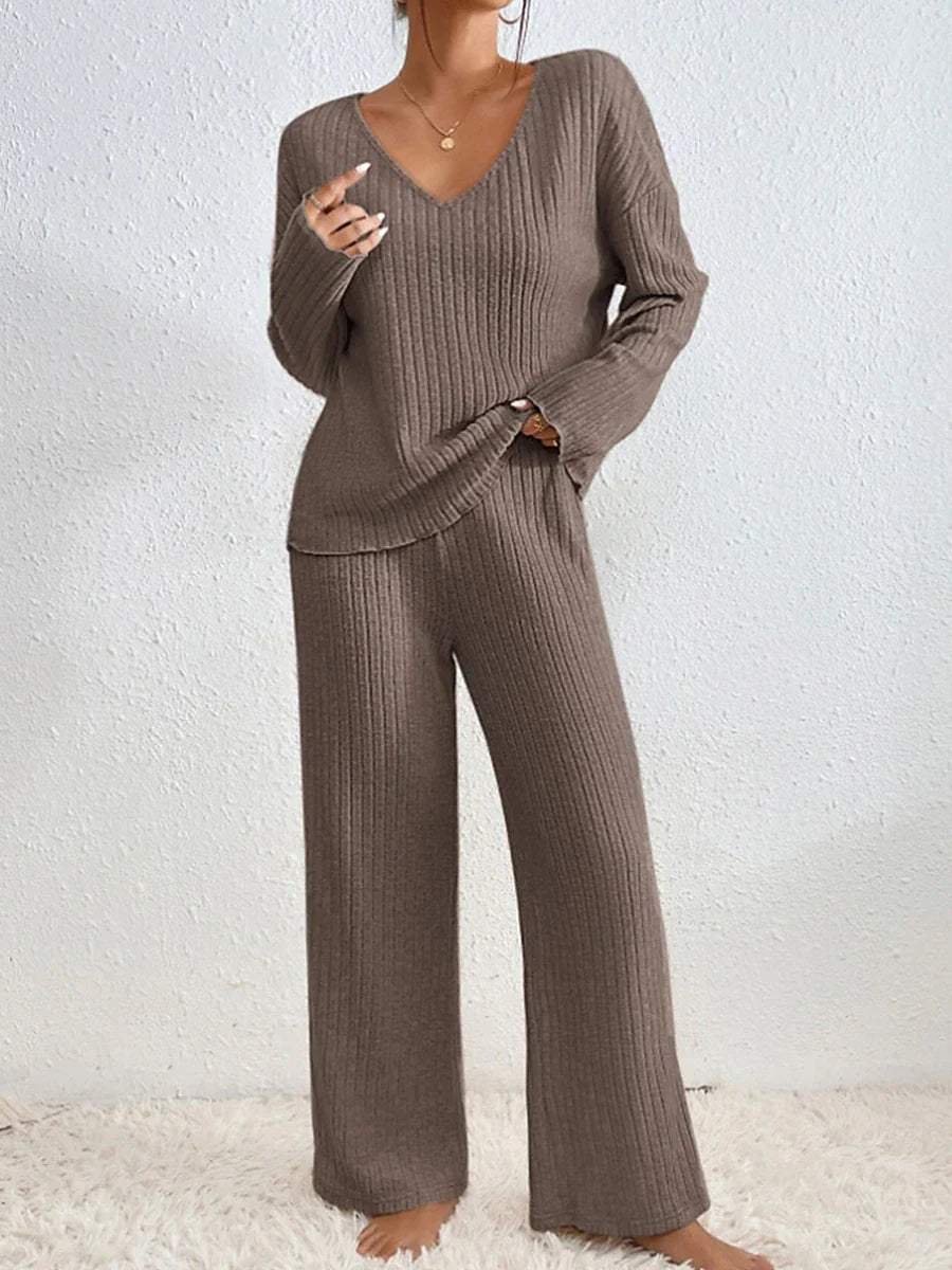 Warm and Cozy Women's Fleece Loungewear Sets ideal for Autumn and Winter